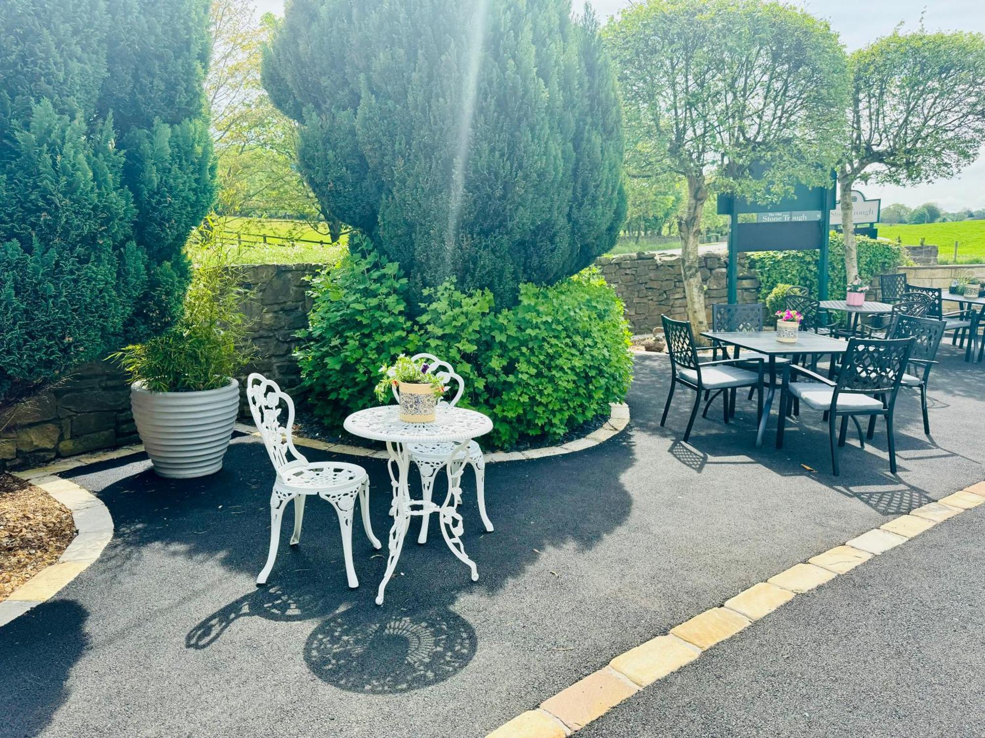 The Old Stone Trough Country Hotel Kelbrook Экстерьер фото